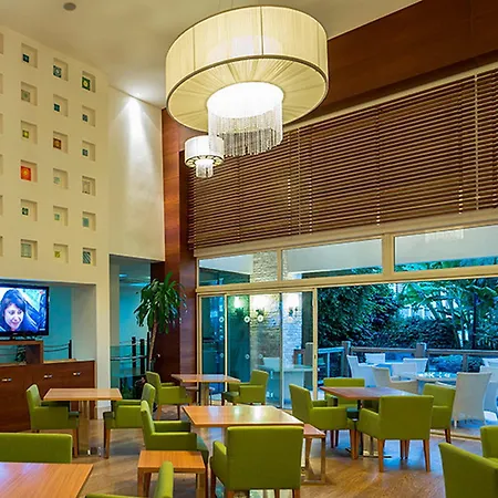Oleander Hotel Side
